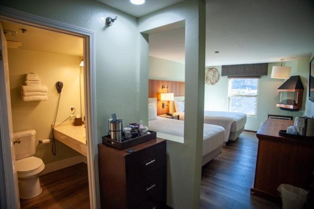 ホテル The Retreat On Charleston Peak Mount Charleston エクステリア 写真
