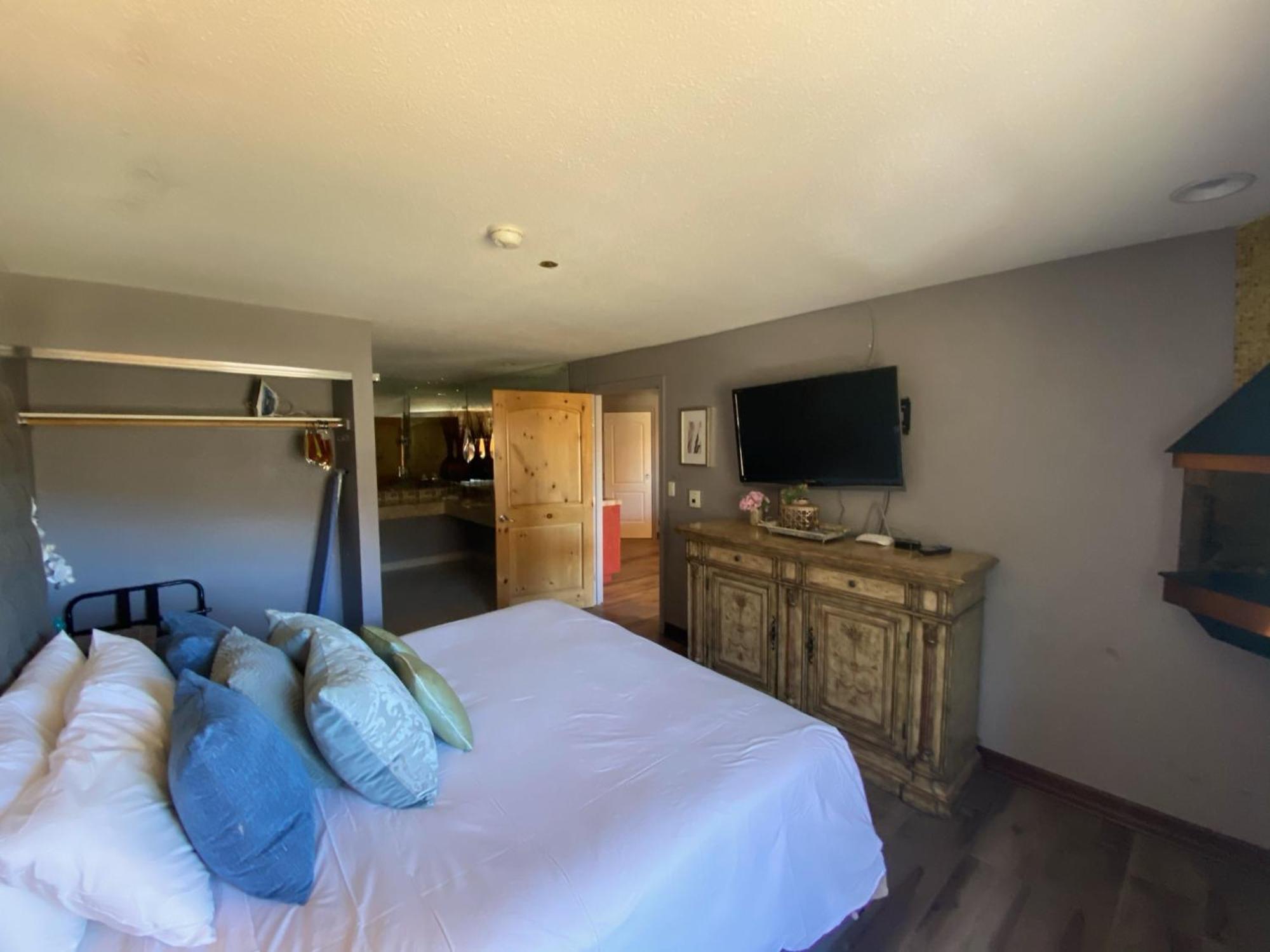 ホテル The Retreat On Charleston Peak Mount Charleston エクステリア 写真
