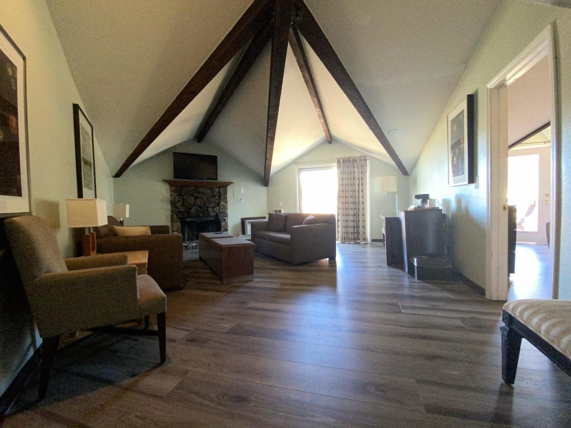 ホテル The Retreat On Charleston Peak Mount Charleston エクステリア 写真