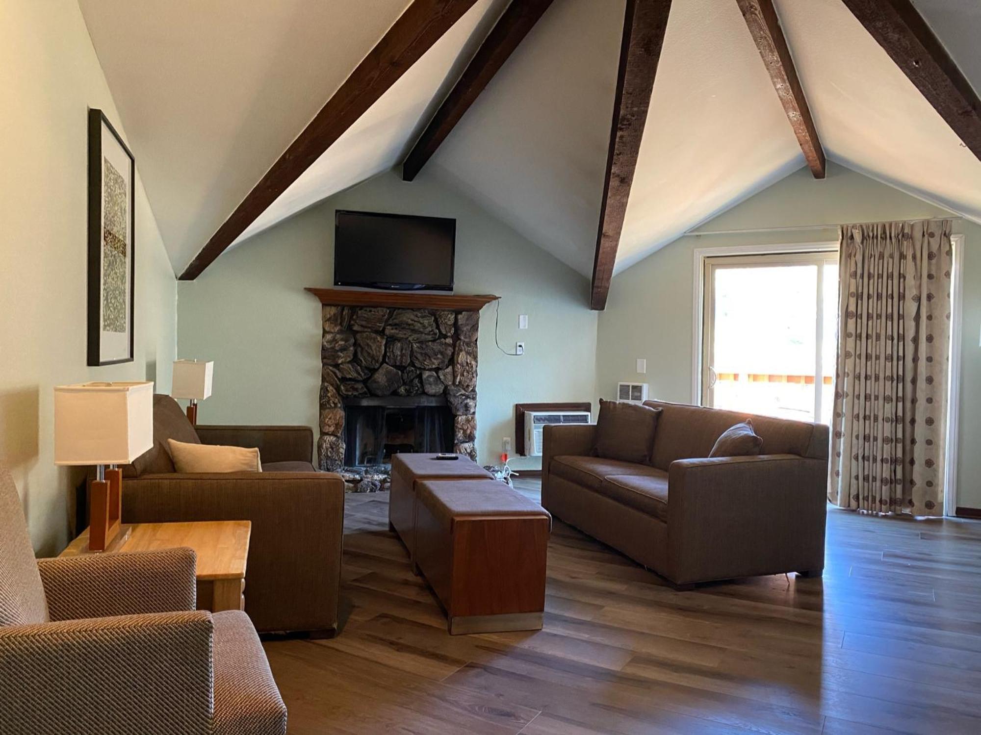 ホテル The Retreat On Charleston Peak Mount Charleston エクステリア 写真