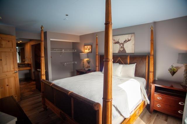 ホテル The Retreat On Charleston Peak Mount Charleston エクステリア 写真
